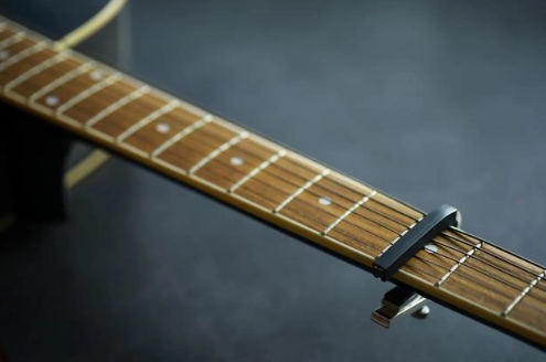 5 Misunderstandings About Using a Capo for Classical Guitar