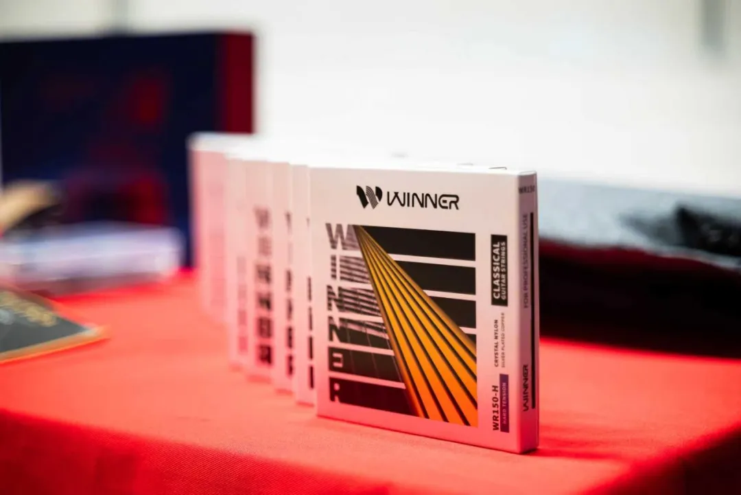 Alice & Winner Strings Alice & Winner Strings
